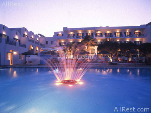 Kamari Beach Hotel 9